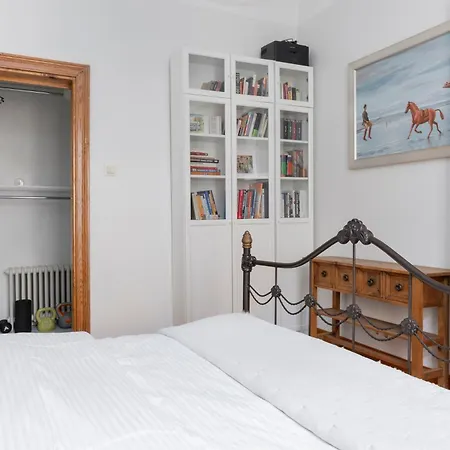 Charming Flat In Design District Apartamento