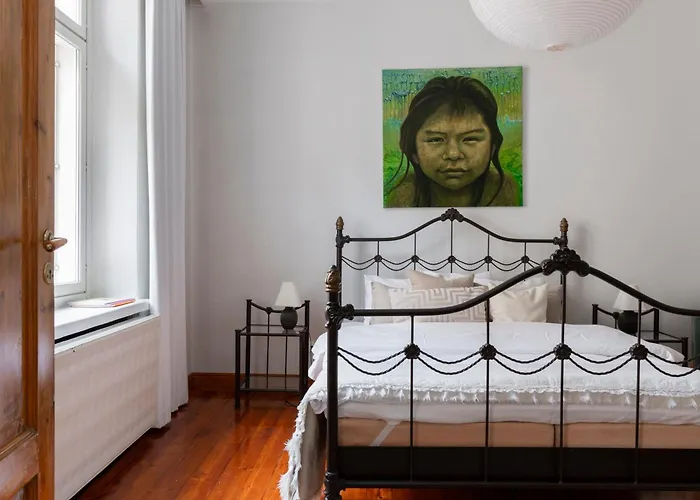 Charming Flat In Design District 헬싱키