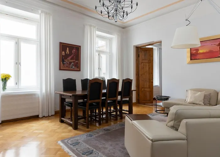 Charming Flat In Design District 아파트 헬싱키